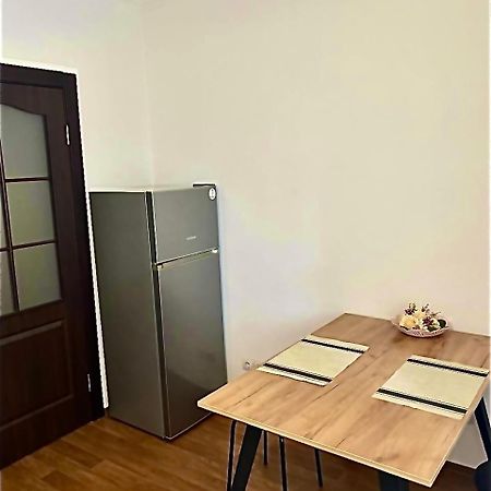 Apart-Sofisa Rusova Киев Экстерьер фото